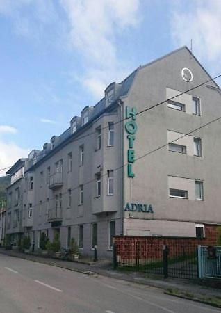 Hotel Adria Nová Dubnica 外观 照片